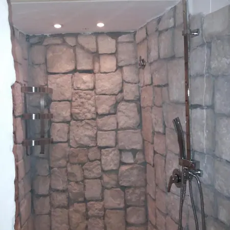 Munaciello Guest house