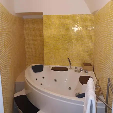 Munaciello Pensionat 3*