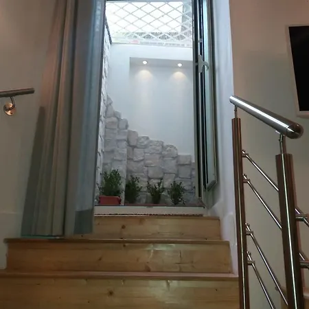 Munaciello Guest house